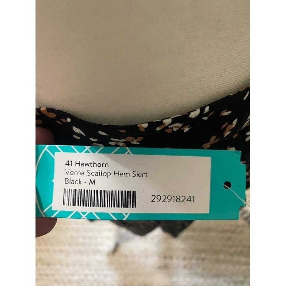 Market & Spruce Black Mini Skirt with Tan and White Floral Print Medium NWT - Picture 7 of 10